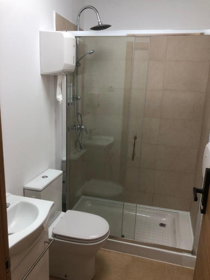 בטאנסוס Albergue Rio Mandeo מראה חיצוני תמונה