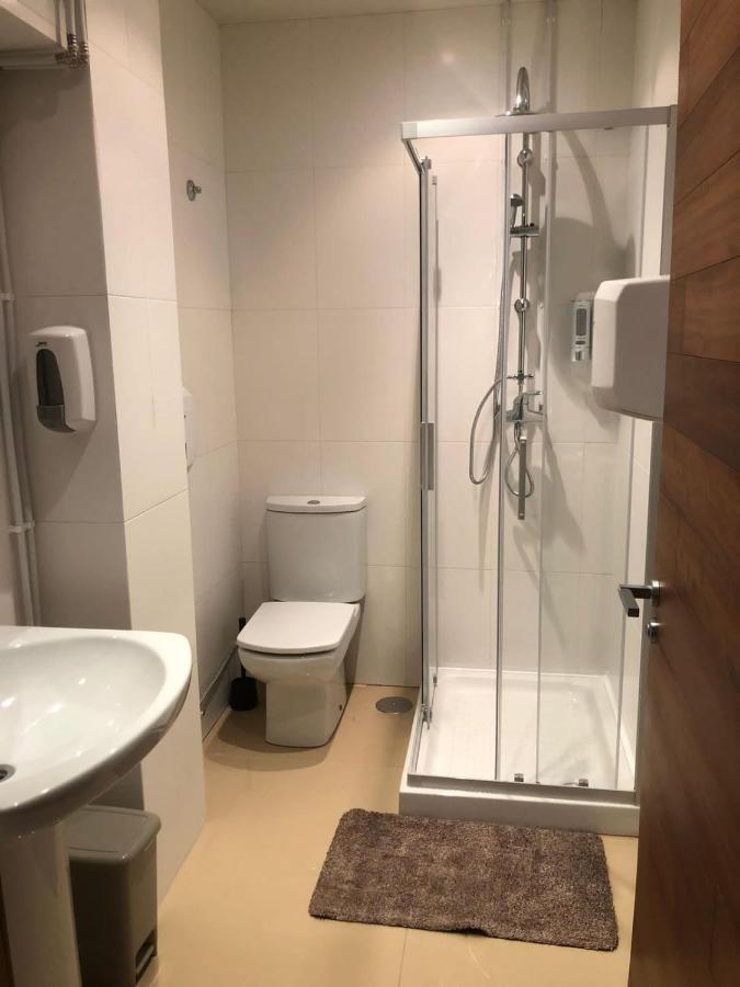 בטאנסוס Albergue Rio Mandeo מראה חיצוני תמונה